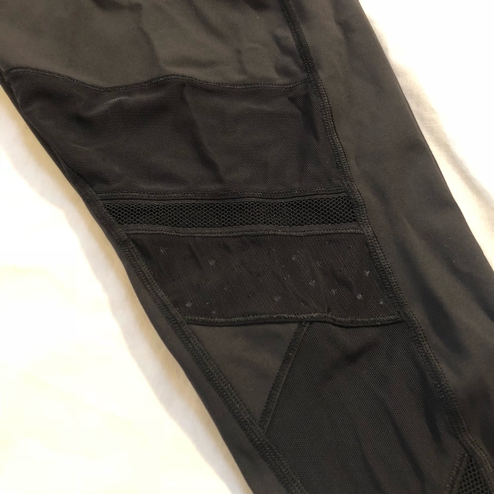 *rare* Lululemon just breathe leggings